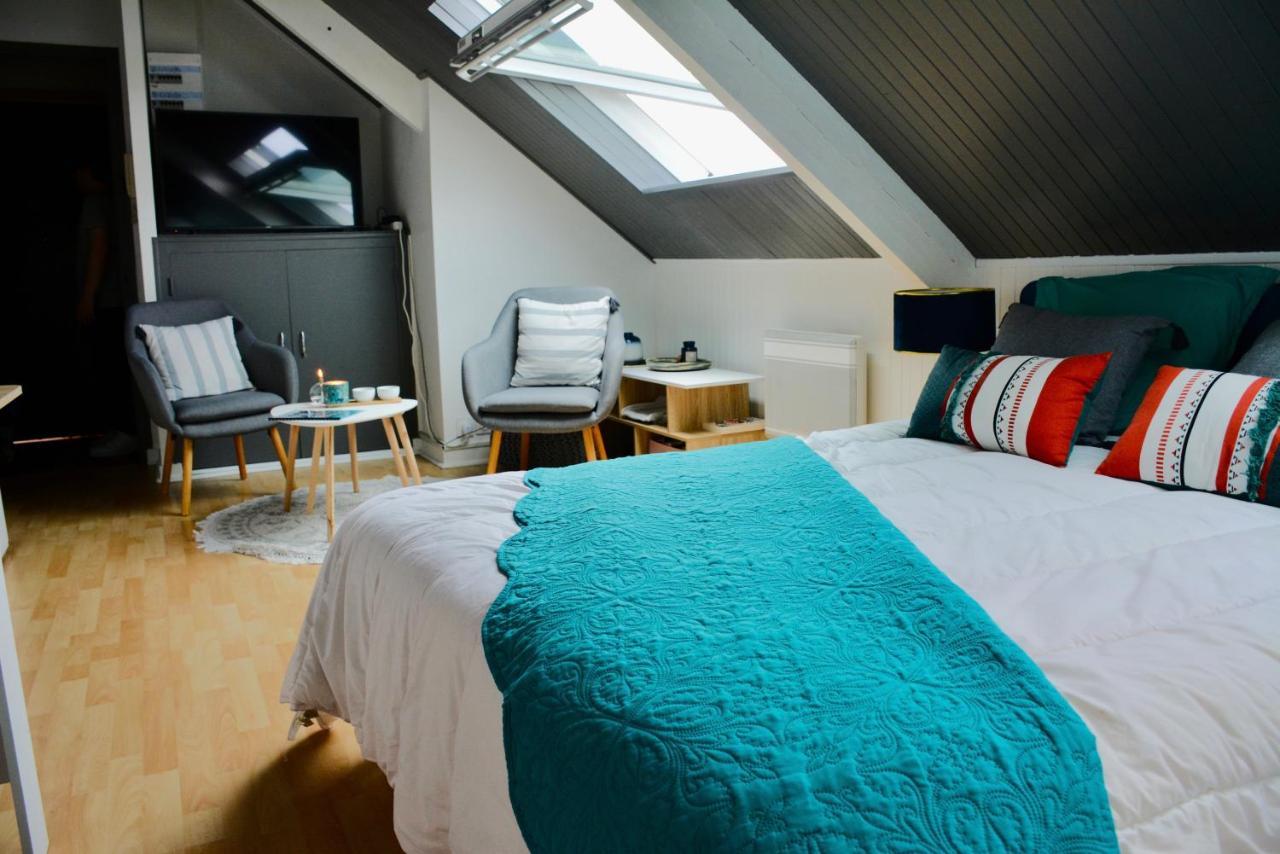 Agreable Cocon Sous Les Toits - Parking - Wifi Appartement Pleneuf-Val-Andre Buitenkant foto