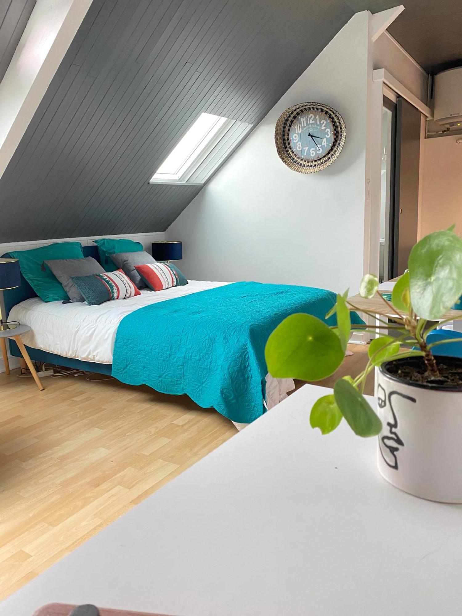 Agreable Cocon Sous Les Toits - Parking - Wifi Appartement Pleneuf-Val-Andre Buitenkant foto