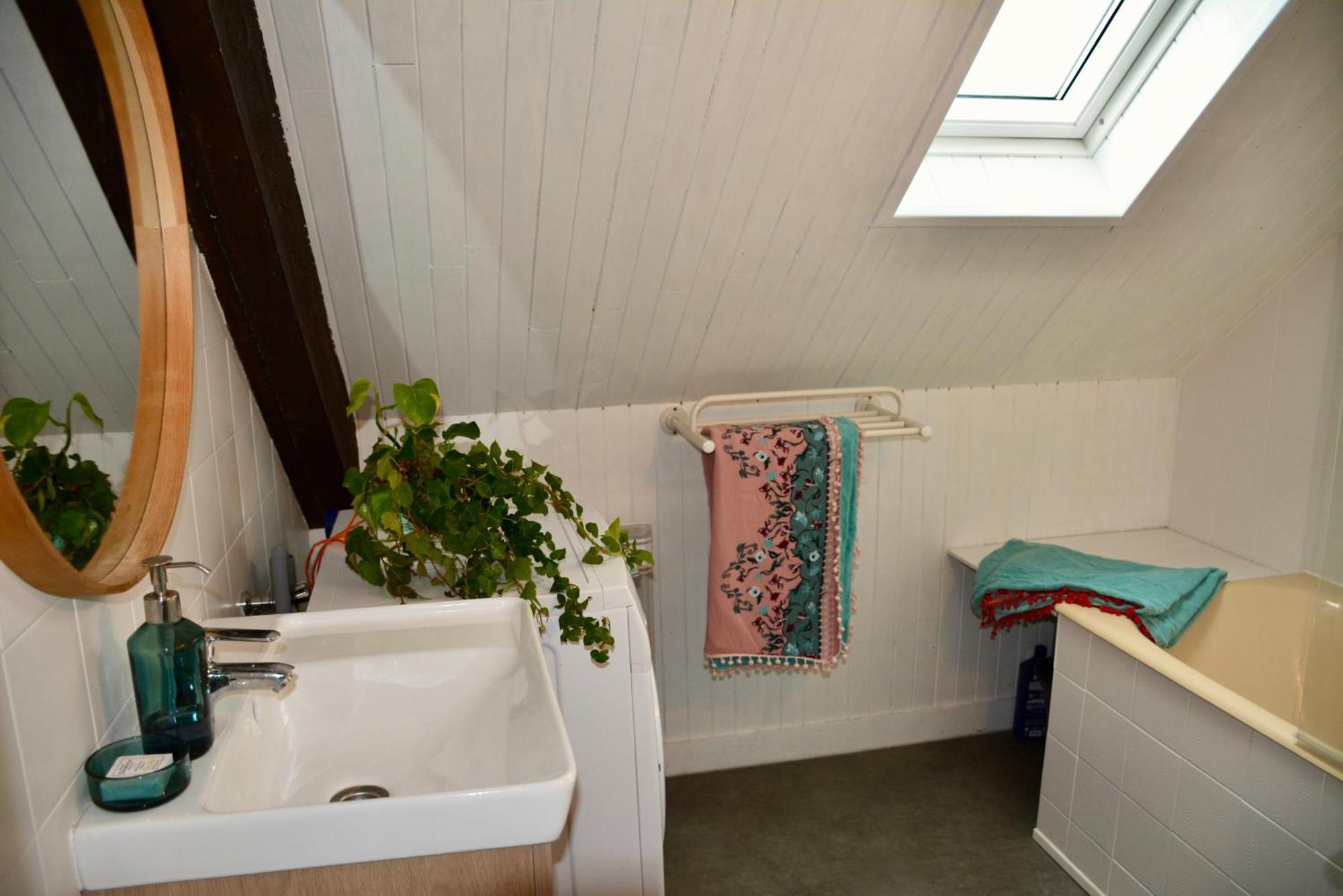 Agreable Cocon Sous Les Toits - Parking - Wifi Appartement Pleneuf-Val-Andre Buitenkant foto