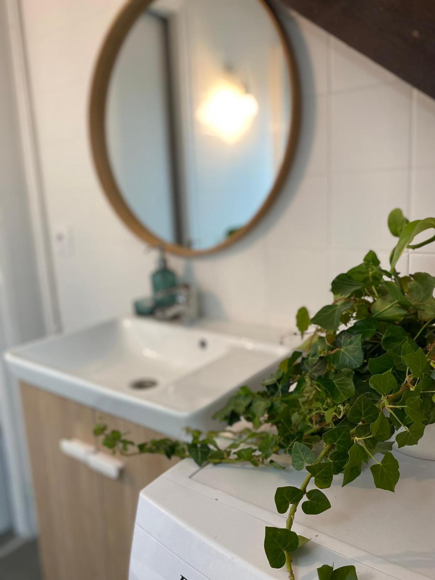 Agreable Cocon Sous Les Toits - Parking - Wifi Appartement Pleneuf-Val-Andre Buitenkant foto